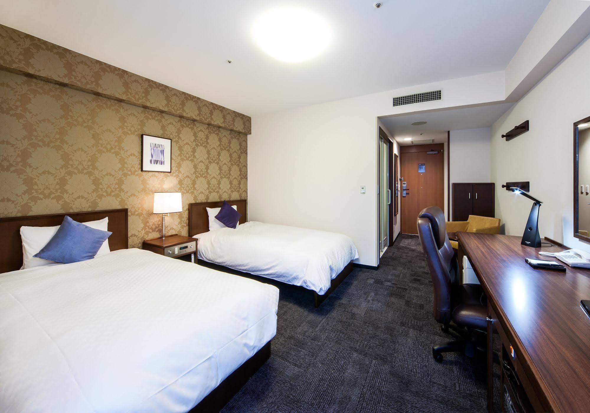 Daiwa Roynet Hotel Kobe Sannomiya Екстер'єр фото